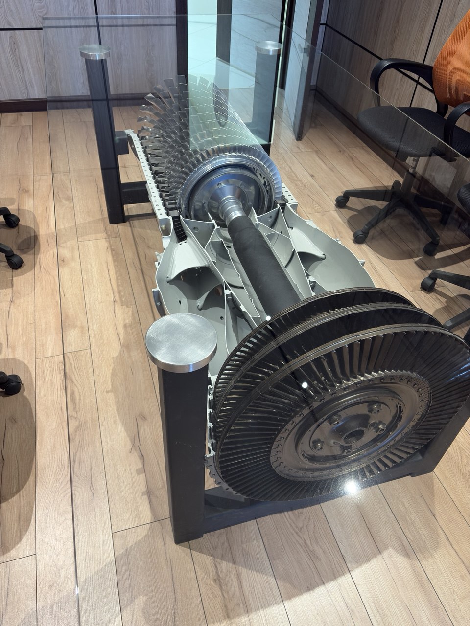 Стол переговорный 