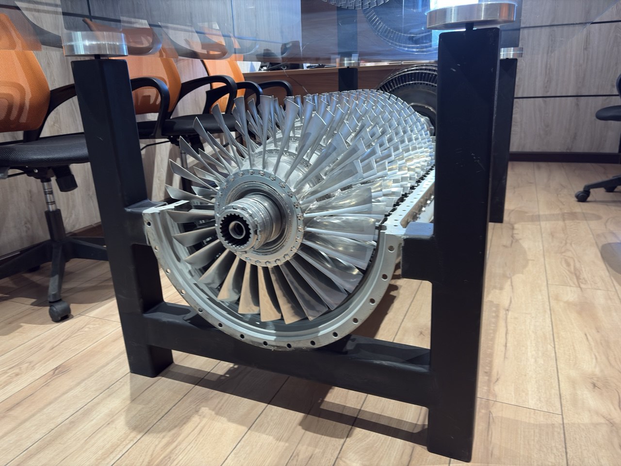 Стол переговорный 