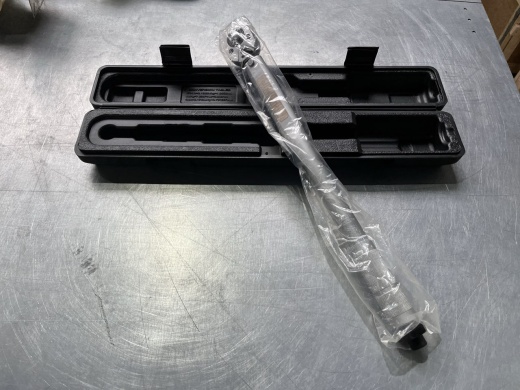 Ключ динамометрический для контролируемого затягивания резьбовых соединений Спецгаз КТД-2000 20-225Н