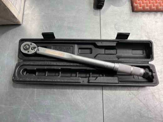 Ключ динамометрический для контролируемого затягивания резьбовых соединений Спецгаз КТД-2000 20-225Н